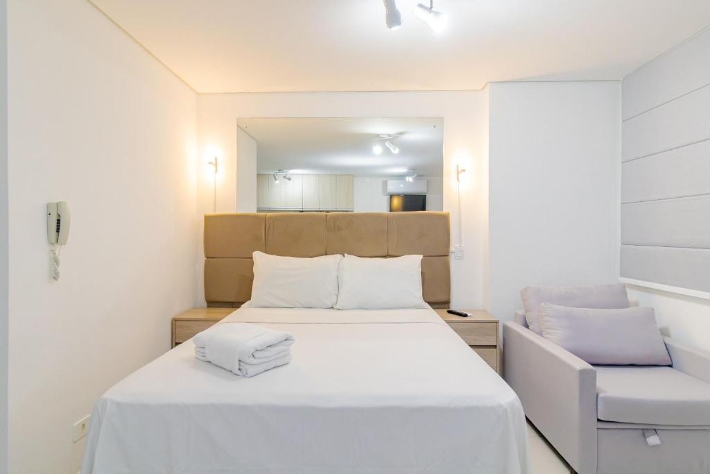 7th Avenue Residence - Estudio