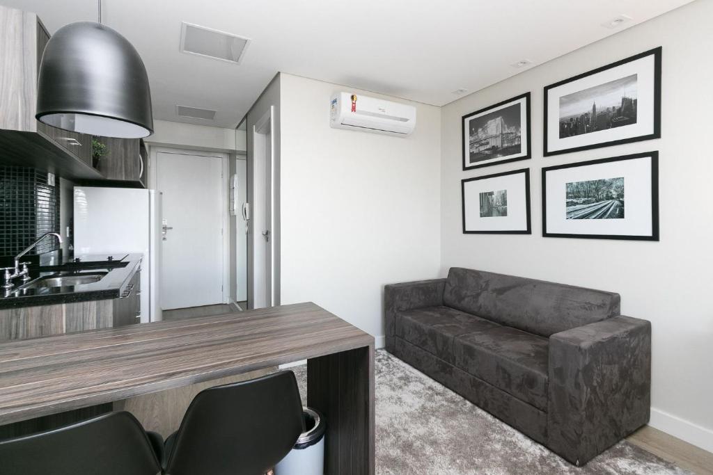 7th Avenue Residence - Estudio Con Balcón