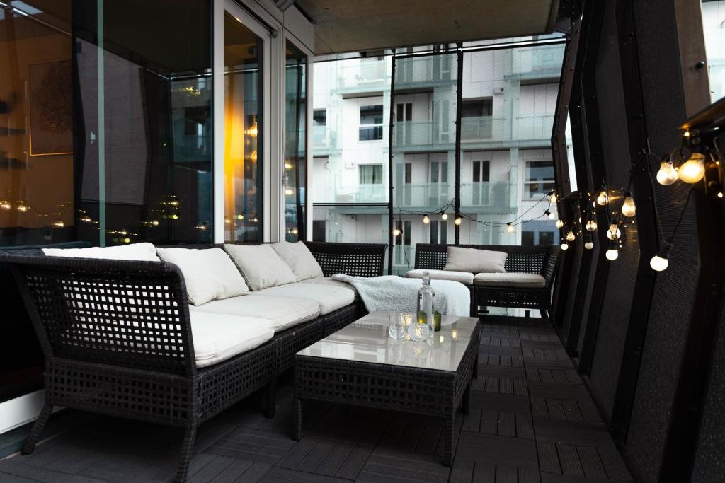 Posezení v ubytování Spacious modern 2BR apartment at Central OSLO BARCODE