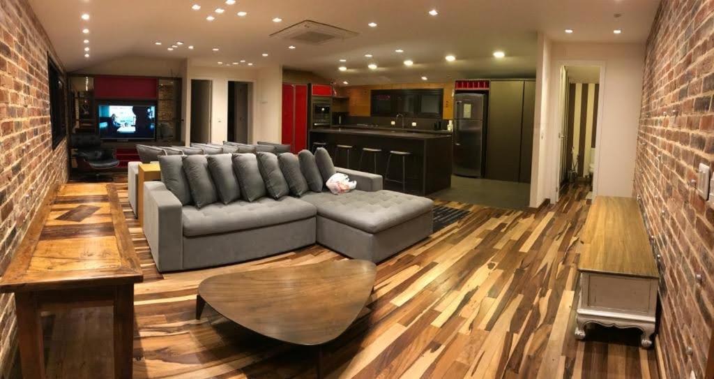 Posezení v ubytování Austin Suites Gramado