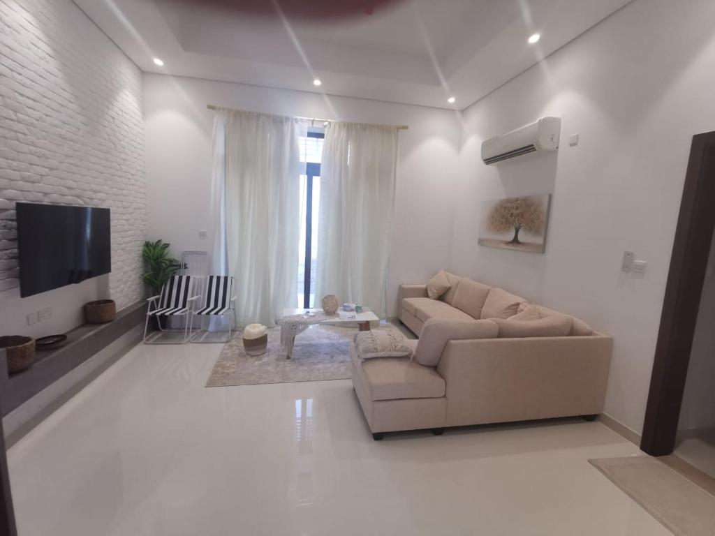 Televisyen dan/atau pusat hiburan di Hawana VIP Private Apartment 2