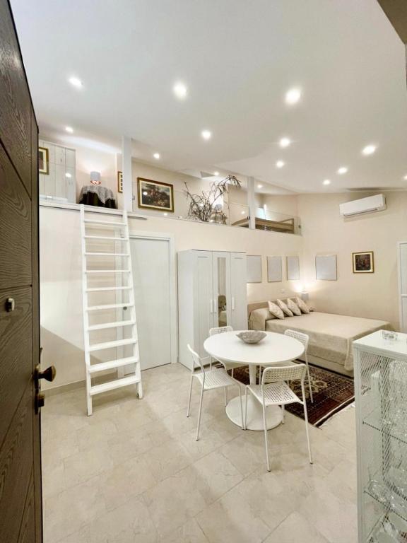 Loft Agata - host Marco Fazzari a Polistena RC - Housity