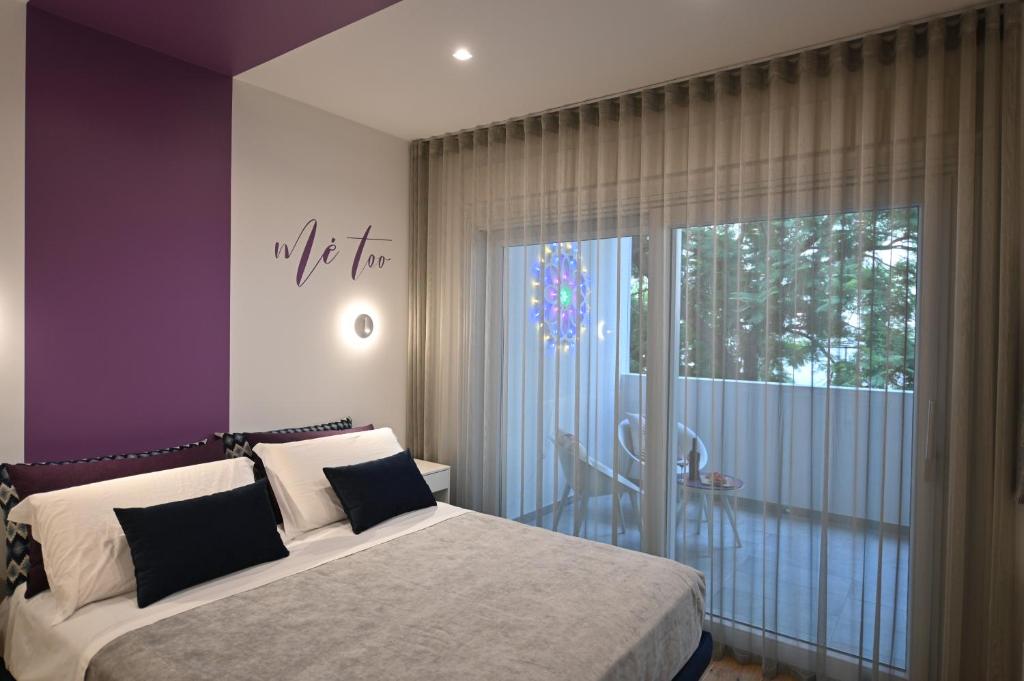 Me Too - Exclusive Apartments