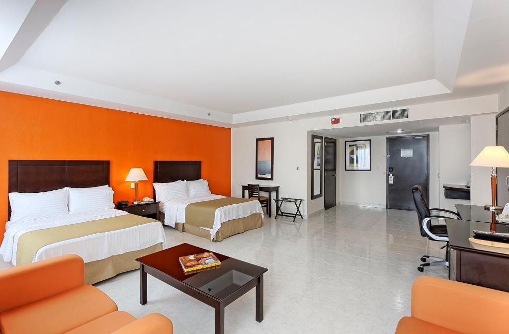 Holiday Inn Campeche by IHG - Premium Double Room With Two Double Beds