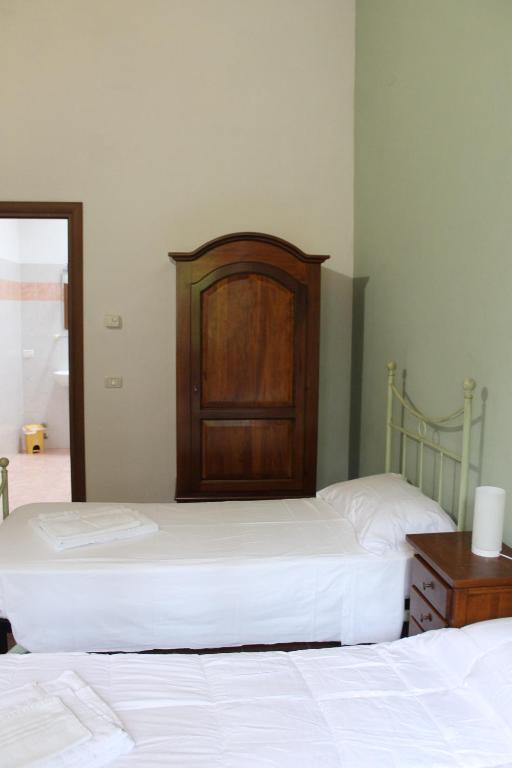 La Rizza - Tweepersoonskamer Met 2 Aparte Bedden En Extra Bed