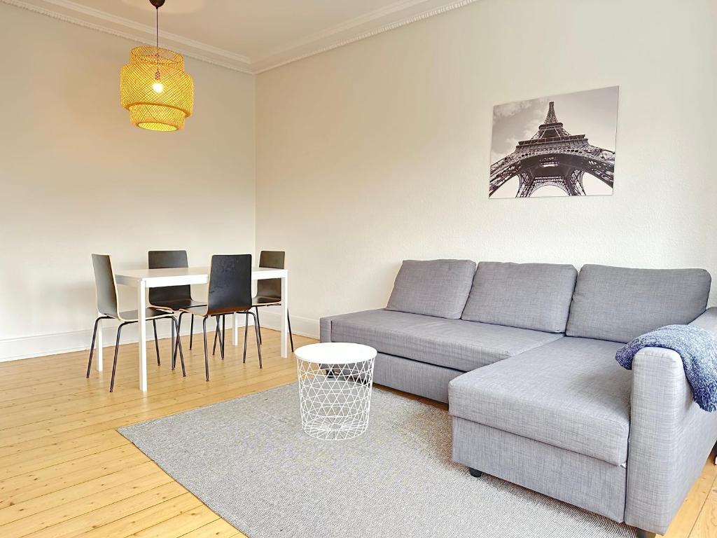 Posezení v ubytování Three Bedroom Apartment In Aalborg, Vesterbro 44 2