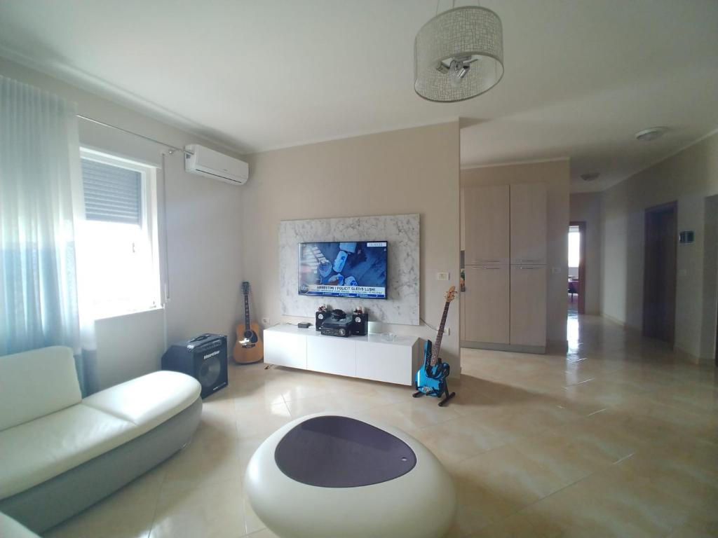 Sole & Luna Apartment - Image 5