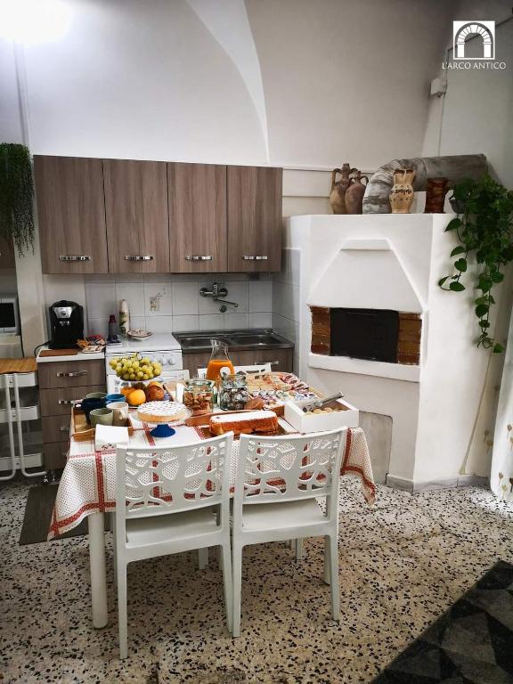 Kuchyň nebo kuchyňský kout v ubytování Arco Antico