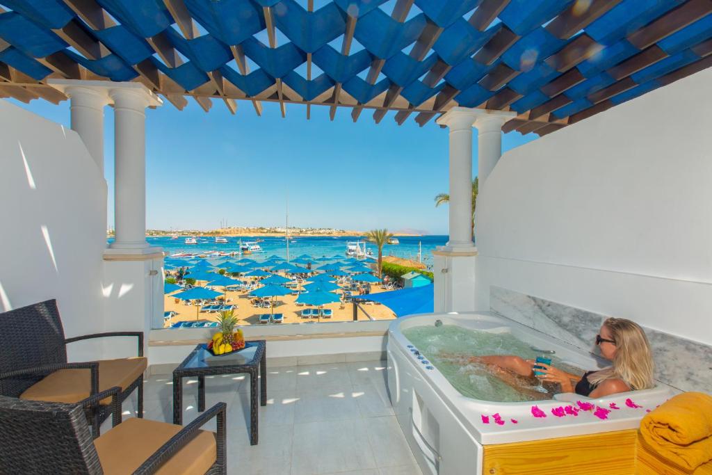 Naama Bay Suites & SPA - 7