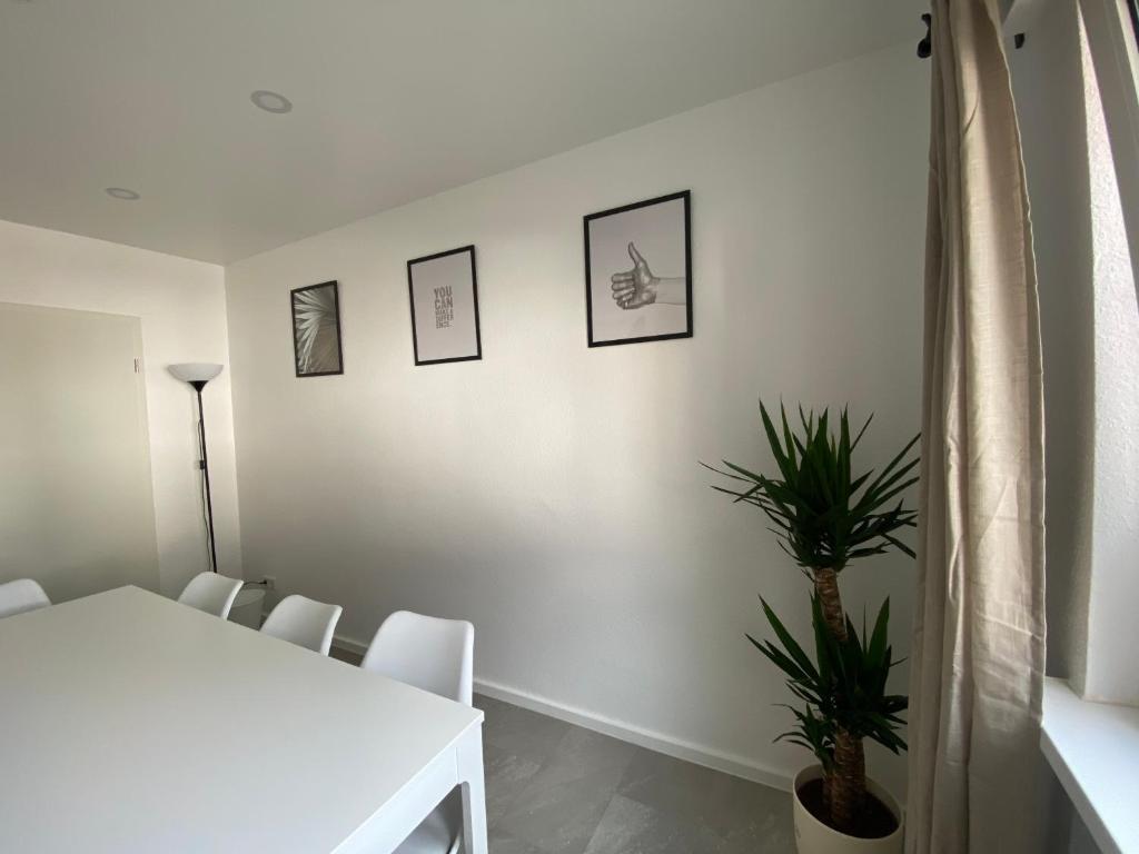 Lux Apartment near Frankfurt! - Apartment With Terrace