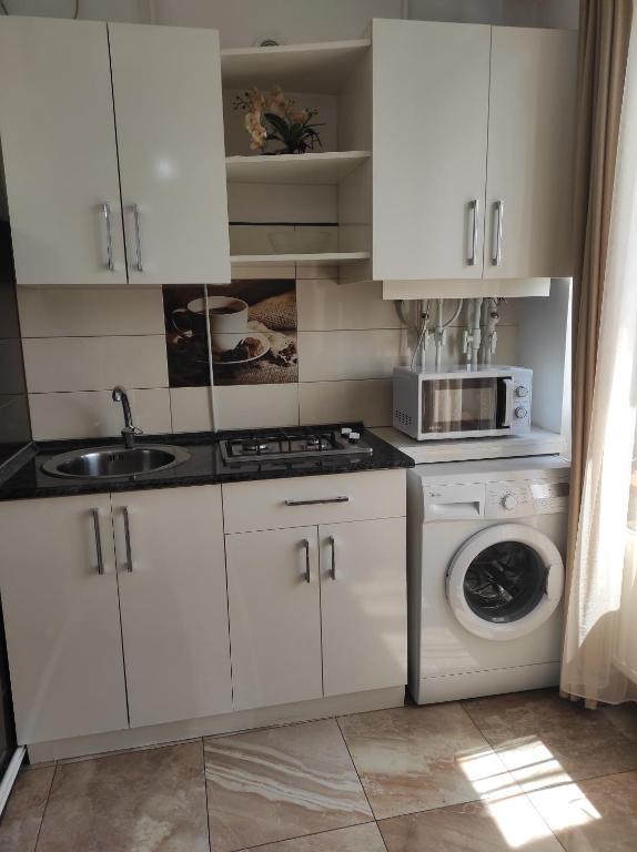 لابی و فضای عمومی Apartaments on Komitas 20 - تصویر ۵