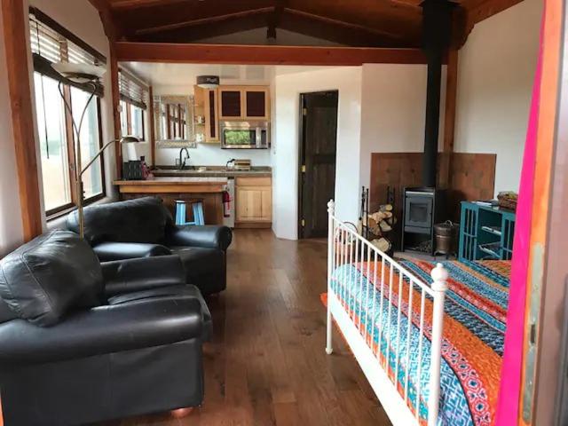 Ruang duduk di Casita Luna
