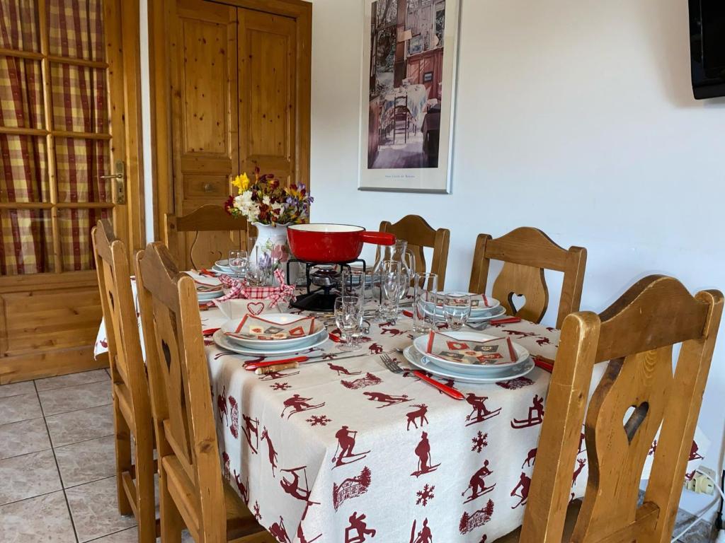 Fotografia z galérie ubytovania Charmant appartement à Châtel, proche du centre avec Multi Pass été 2024 à 3€/jour/personne - FR-1-693-35 v destinácii Châtel
