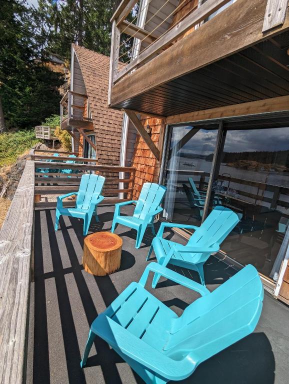 Fotografie z fotogalerie ubytování Jade Resort-Oceanfront Suites in Gowlland Harbour v destinaci Heriot Bay