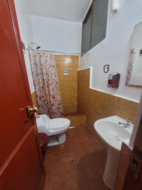 Koupelna v ubytování Vip House