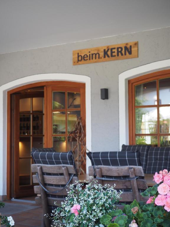 Fotografie z fotogalerie ubytování Hotel Garni Kern v destinaci Halfing