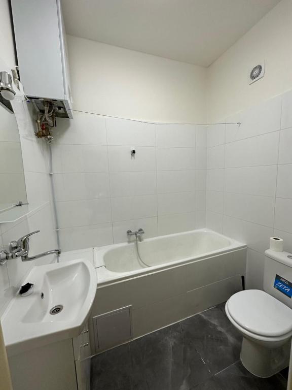 Łazienka w obiekcie KK Apartments