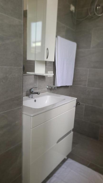 Home Inn Apartaments - Image 3