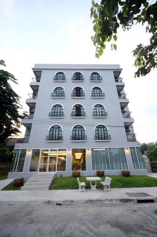 Pastatas, kuriame yra šis apartamentų viešbutis