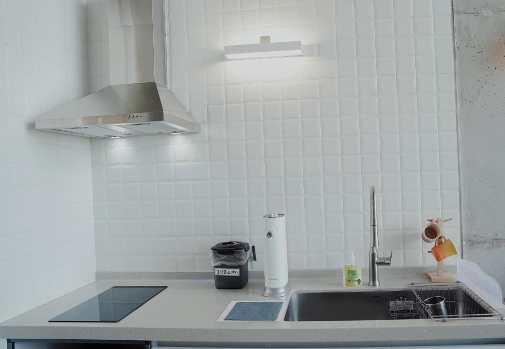 Kuchyň nebo kuchyňský kout v ubytování Dalthor Pension