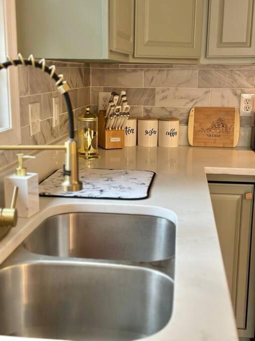 NEW / Gas Fire Pit & Grill, Basye (updated prices 2024)