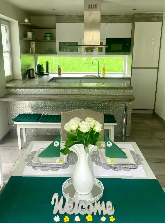 Kuchyň nebo kuchyňský kout v ubytování Apartment 3 Tannen