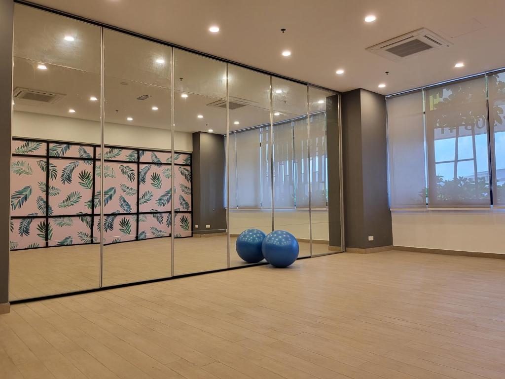 Sky Trees at AEON Bukit Indah with Netflix and Wifi,新山（2026年最新房价）