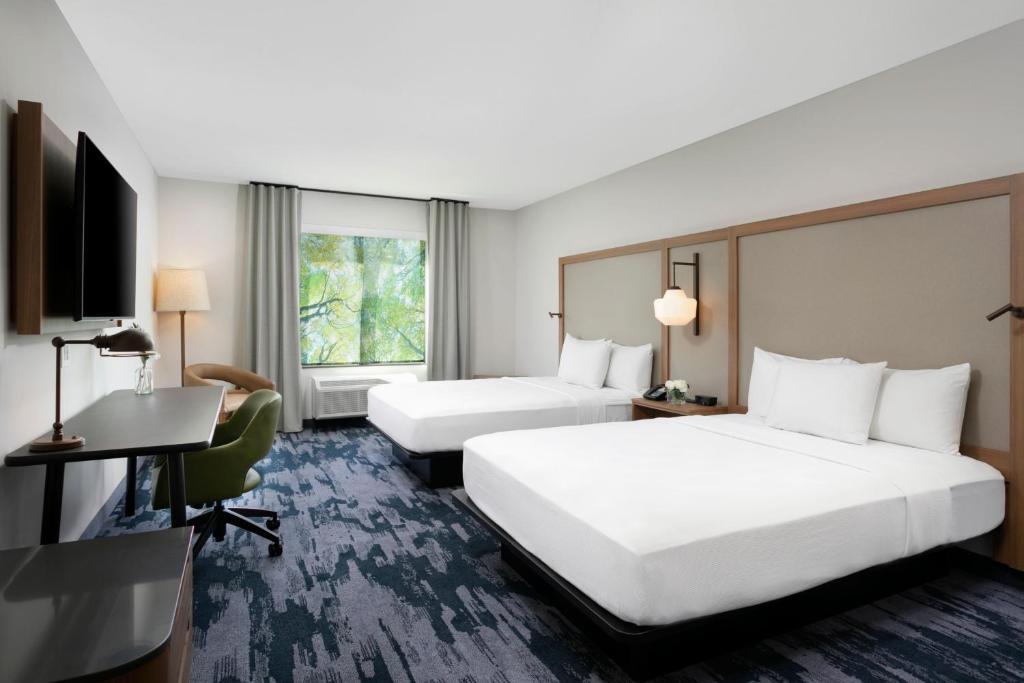 Fairfield by Marriott Luquillo Beach - Standard Queen Room With Two Queen Beds
