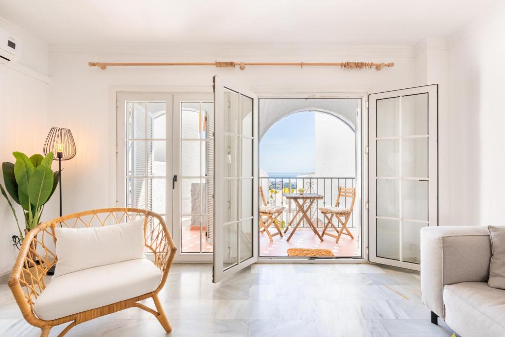 Casa de la Buena Vida - 3 Bedroom Townhouse with Sea View