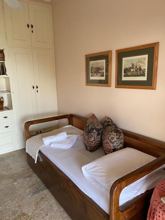 Zdjęcie z galerii obiektu Summer Breeze Villa in Saronic Gulf w mieście Anavissos