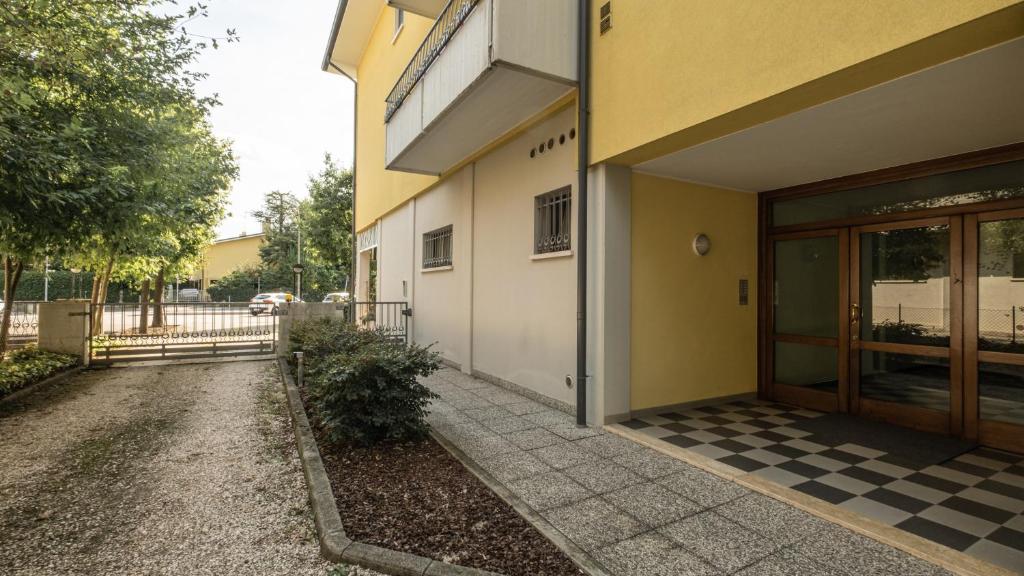 Budynek, w którym mieści się apartament