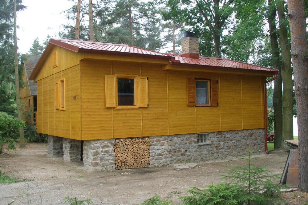 Budova, kde se prázdninový dům nachází