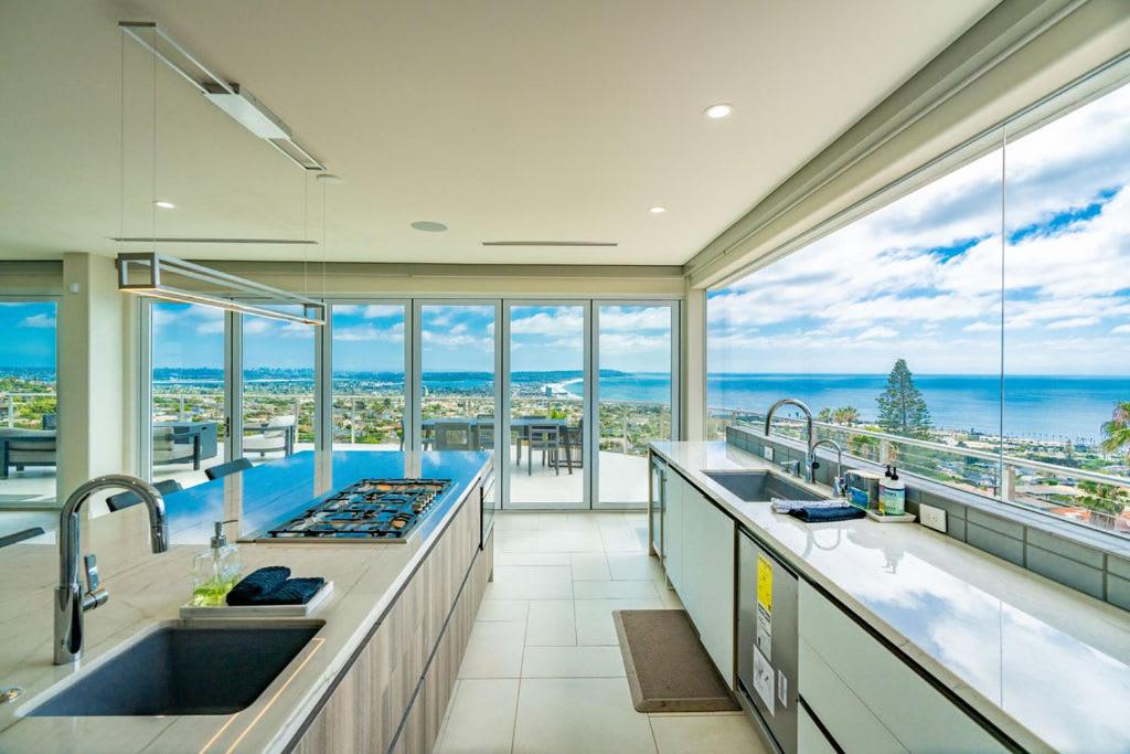 Curated visual reference: Picture Idea: La Jolla Paradise With Ocean Views Pool And Spa San
