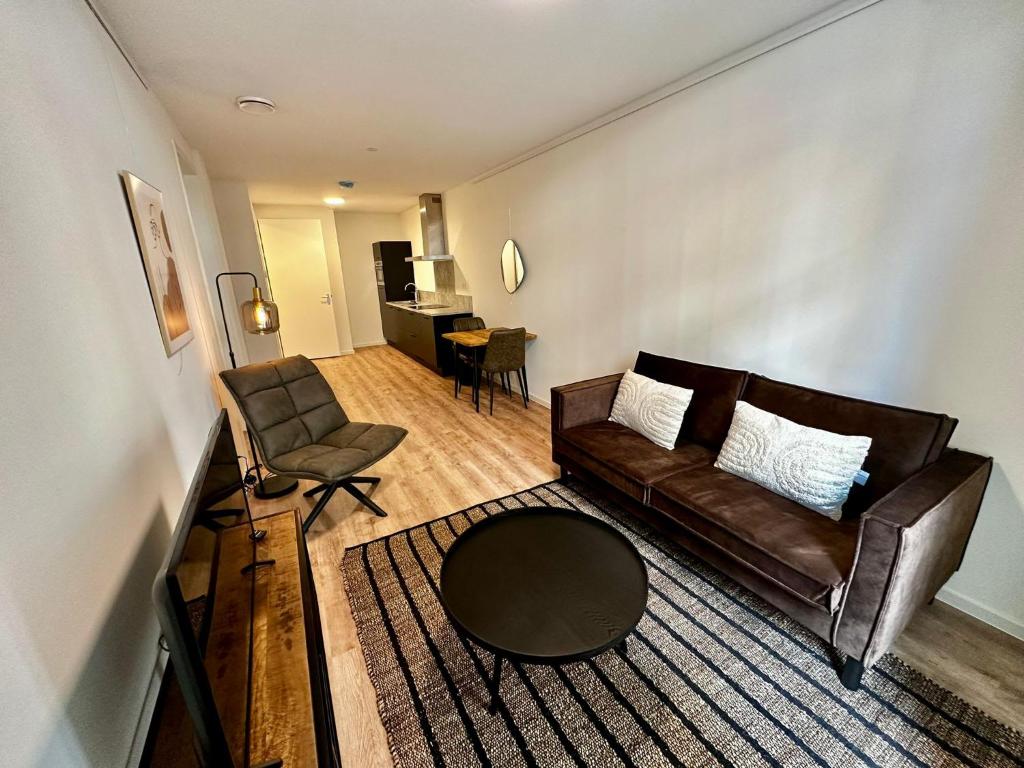 Huge 1 bedroom serviced apartment 56m2, Rotterdam, Netherlands