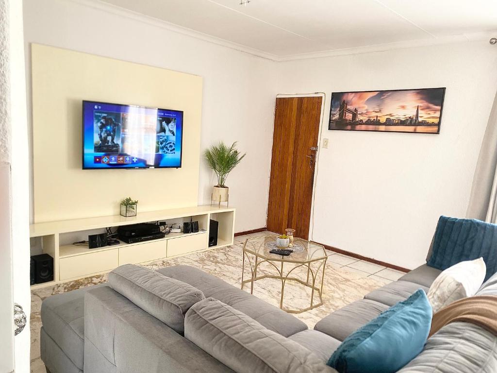 Entire Apartment, Kempton Park (aktualisierte Preise für 2024)