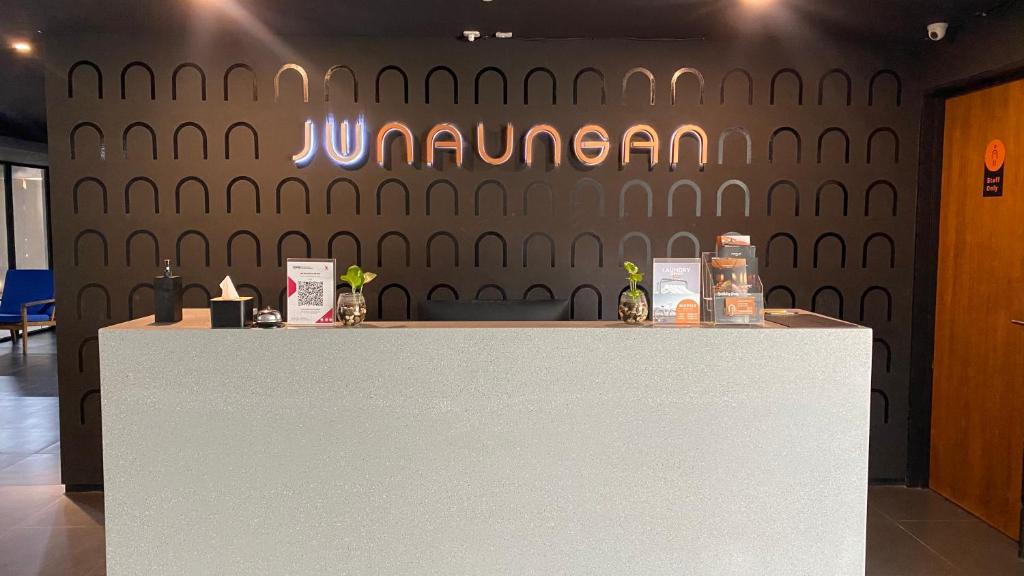 Certifikát, hodnocení, plakát nebo jiný dokument vystavený v ubytování JW NAUNGAN COLIVING