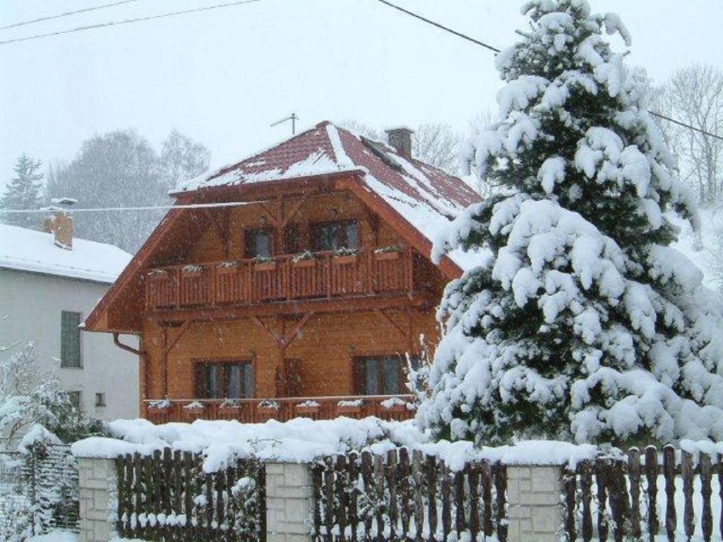 Penzion U Hološov en invierno