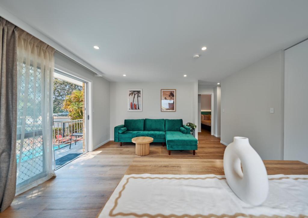 
Two-Bedroom Apartment (4 Adults)
