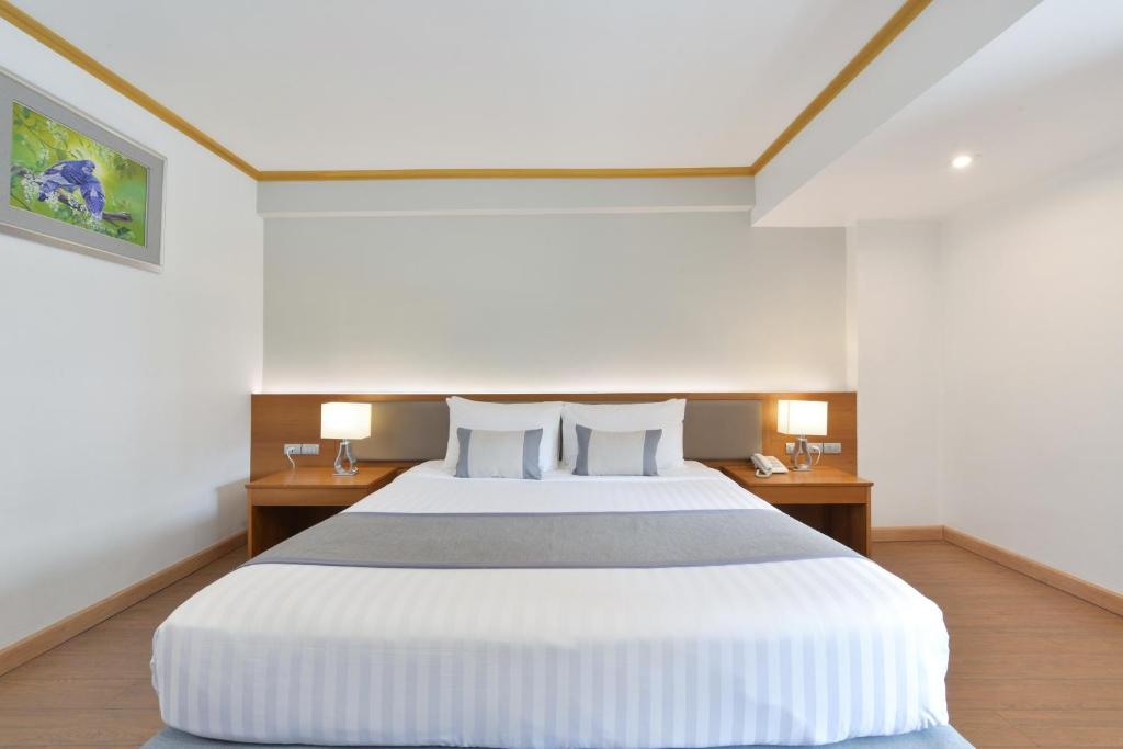 The Beverly Hotel Pattaya - 现代高级双人或双床间