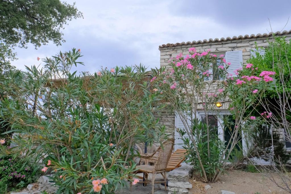 Les Villas de Qeparo - Imazhi 8
