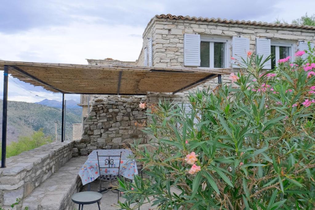 Les Villas de Qeparo - Imazhi 9