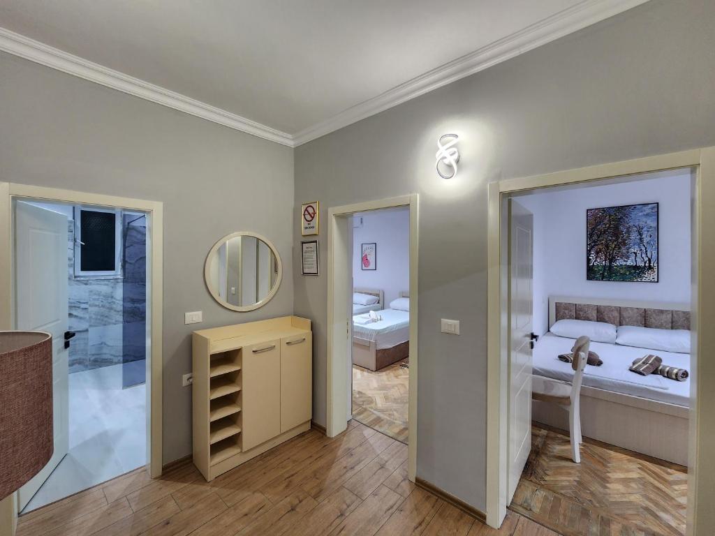 Noel City Centre Apartment 2 - Image 3