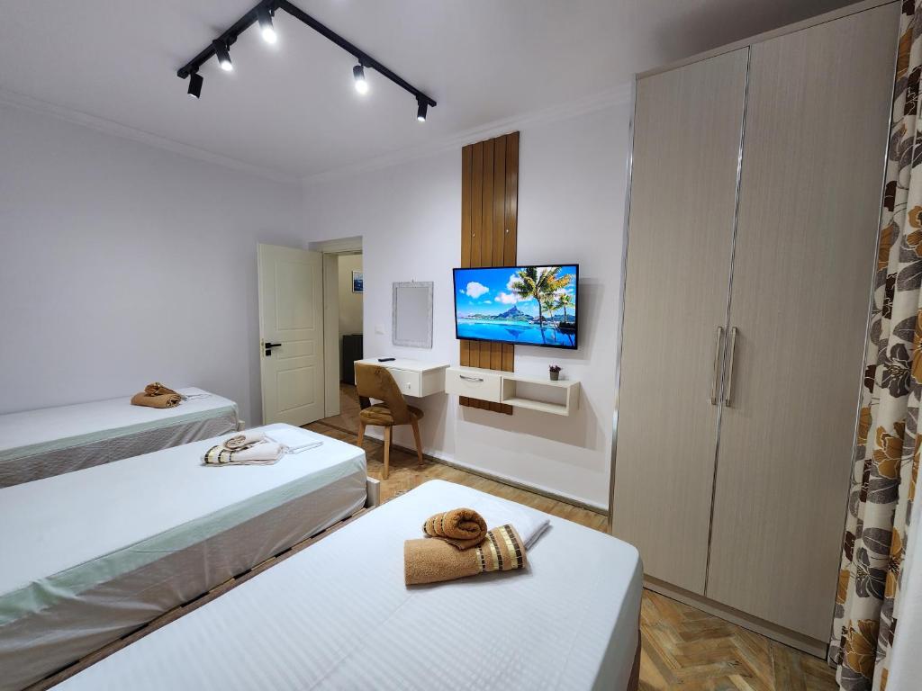 Noel City Centre Apartment 2 - Image 7