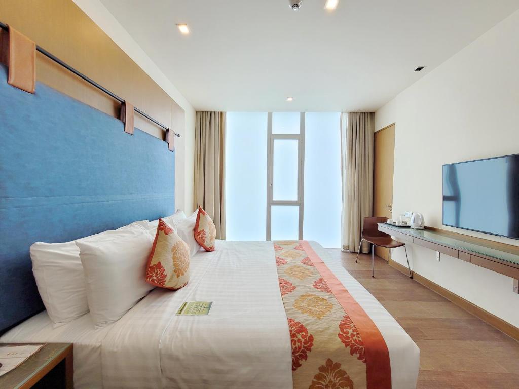 On 8 Sukhumvit Nana Bangkok by Compass Hospitality - Resim 45