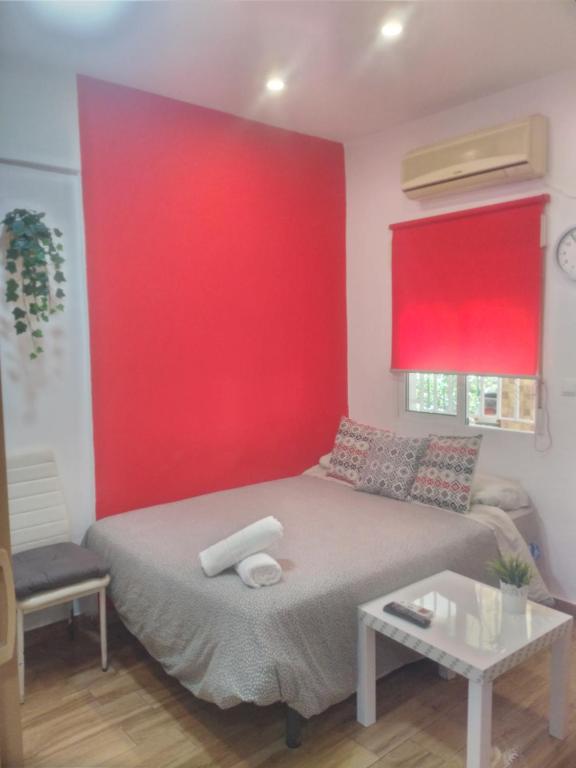 Estudio cerca del Carrefour rosaleda - Housity