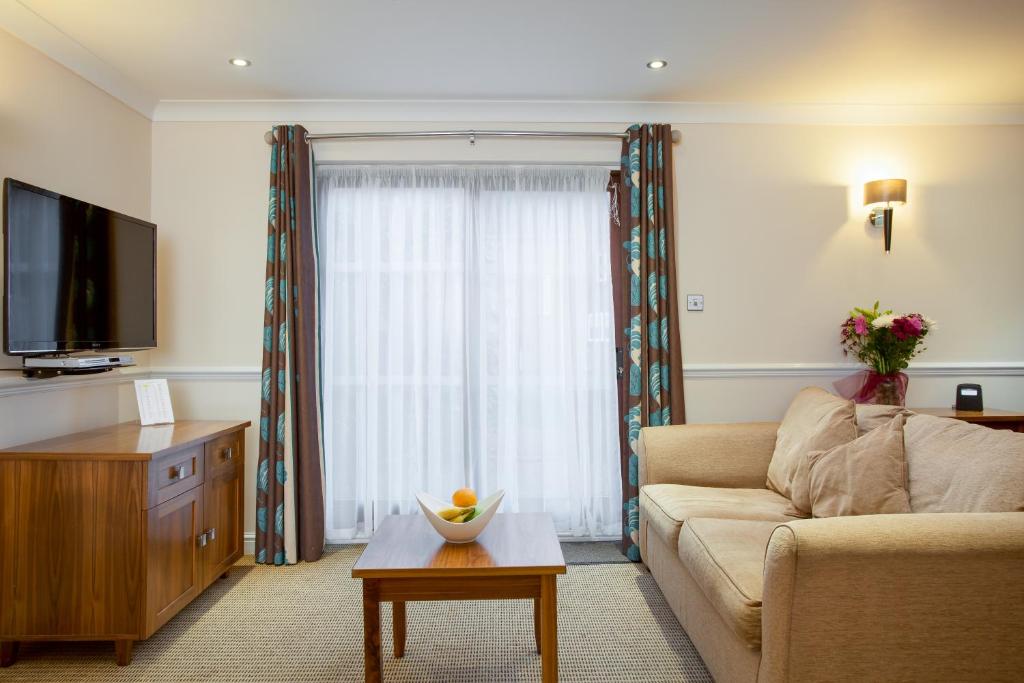 Wychnor Park Country Club - 