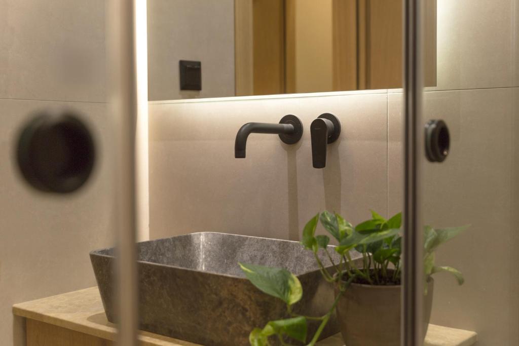 Living Stone Boutique Hotel - 16