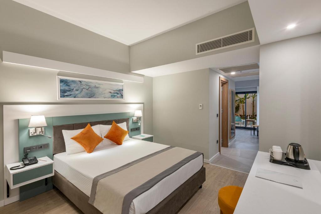 Postel nebo postele na pokoji v ubytování Arcanus Hotels Trendline Side
