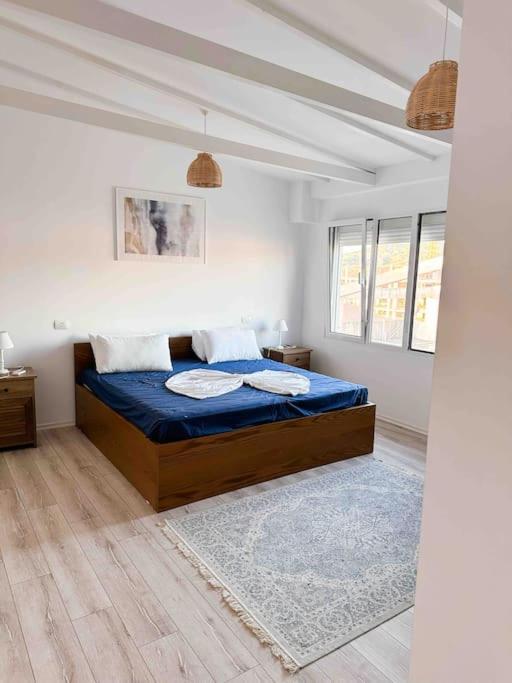 Large Renovated Beachside Apt, w/ wi-fi & Netflix - Imazhi 2