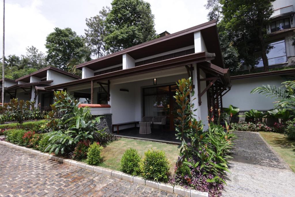 Taj Wayanad Resort & Spa, Kerala - Cama De Gemela De Cabaña De Lujo